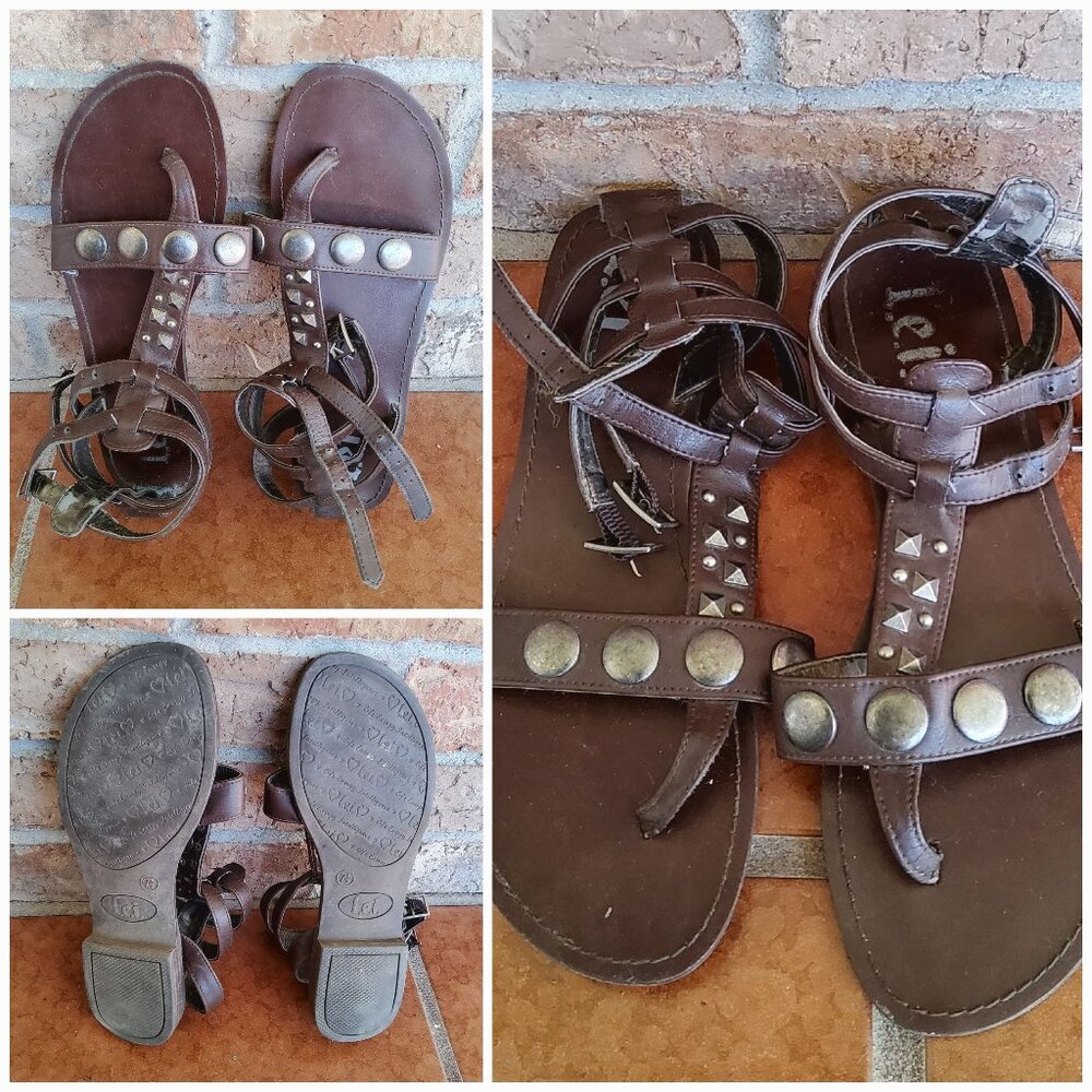 Vintage Y2K Strappy Flat Gladiator Sandals